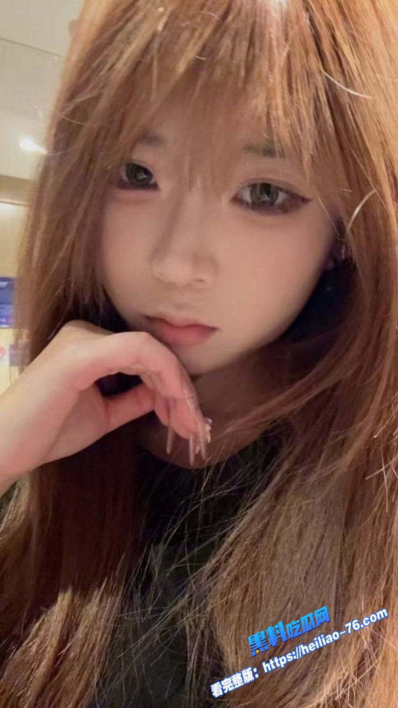 唇钉绿毛精神小妹 排骨精少女主动女上骑乘大屌 网友猜她生化母体概率多少图3 唇钉绿毛精神小妹 排骨精少女主动女上骑乘大屌 网友猜她生化母体概率多少图3