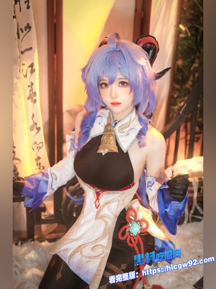 Coser博主星十三福利曝光 Cosplay甘雨上演白丝足交口交1 Coser博主星十三福利曝光 Cosplay甘雨上演白丝足交口交1