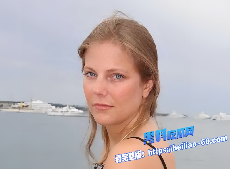 法国女星LiseBellynck和NadiaChibani 冒险4 法国女星LiseBellynck和NadiaChibani 冒险4