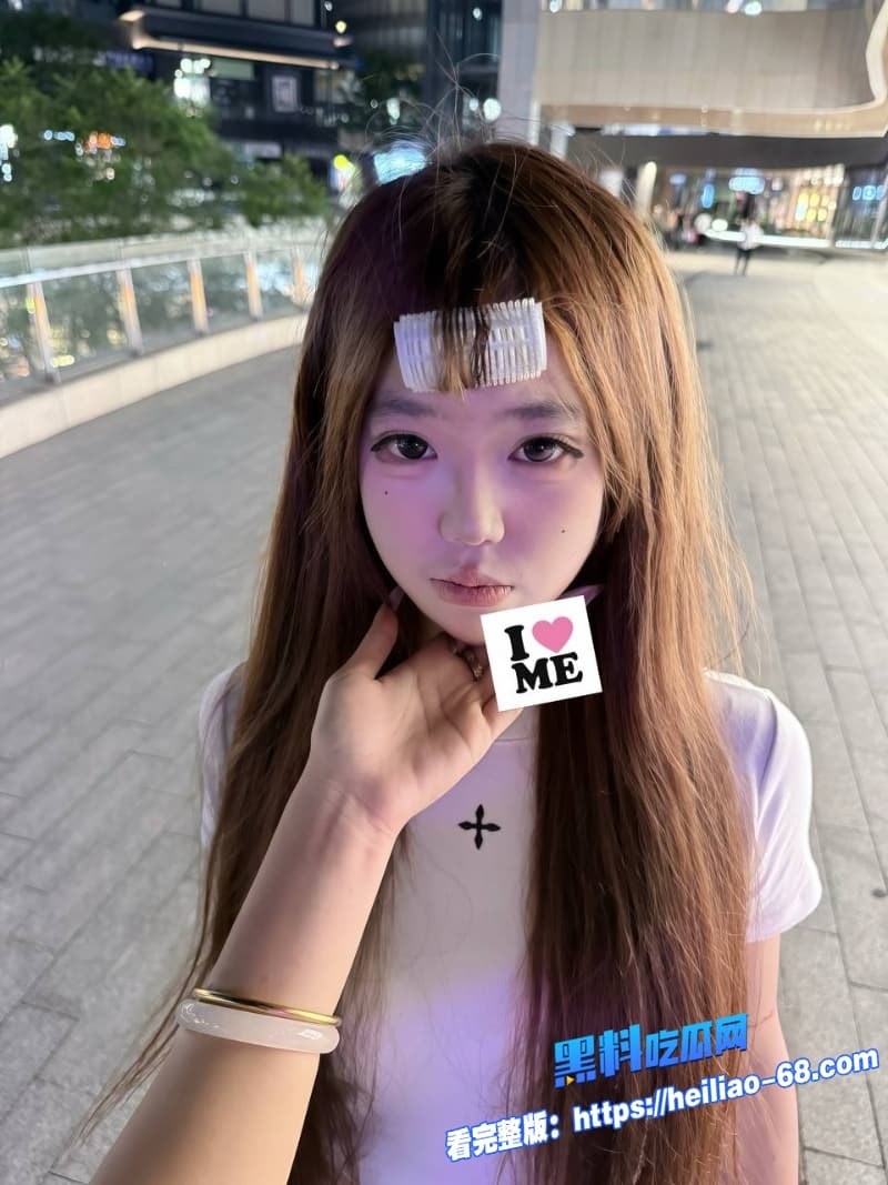 真实父女乱伦父亲为满私欲从小培养女儿口交主动骑乘狂榨老爸精华4