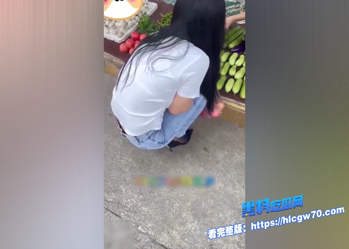 海角乱伦熟女姐姐32岁了穿着开档黑丝出门买东西到家后抱着我不撒手口交伺候无套后入各种姿势被狂干 11
