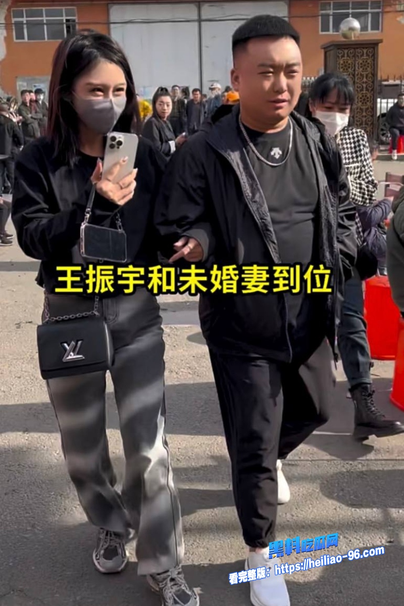 快手网红 通辽王振宇 酒店约炮视频流出 妹子被巨屌无套狂干娇喘求饶 聊天记录超劲爆！