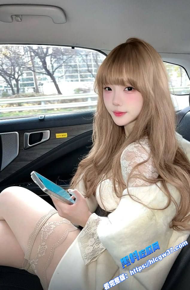 抖音百万粉丝女网红 ciu7 19岁韩国留学生漏点不雅自拍曝光 蜂腰翘臀巨乳堪称极品!图6 抖音百万粉丝女网红 ciu7 19岁韩国留学生漏点不雅自拍曝光 蜂腰翘臀巨乳堪称极品!图6