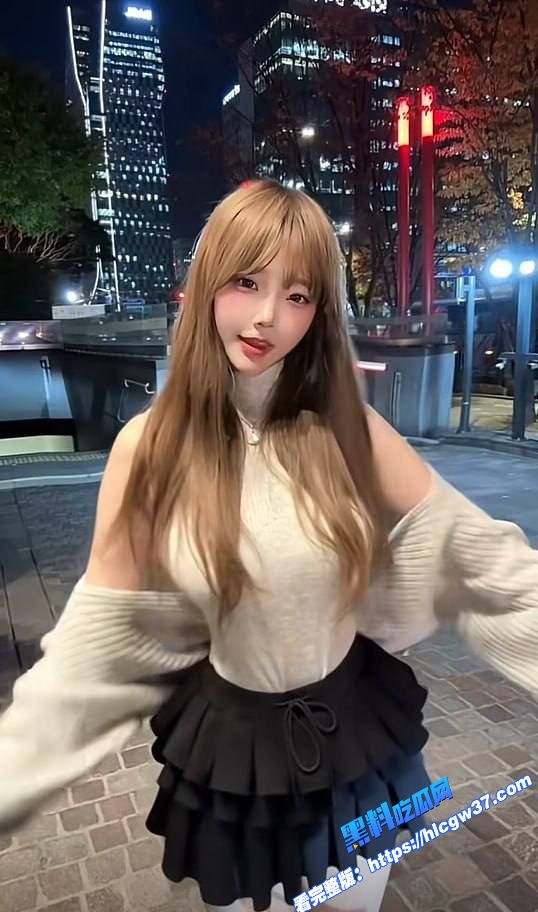 抖音百万粉丝女网红 ciu7 19岁韩国留学生漏点不雅自拍曝光 蜂腰翘臀巨乳堪称极品!图7 抖音百万粉丝女网红 ciu7 19岁韩国留学生漏点不雅自拍曝光 蜂腰翘臀巨乳堪称极品!图7