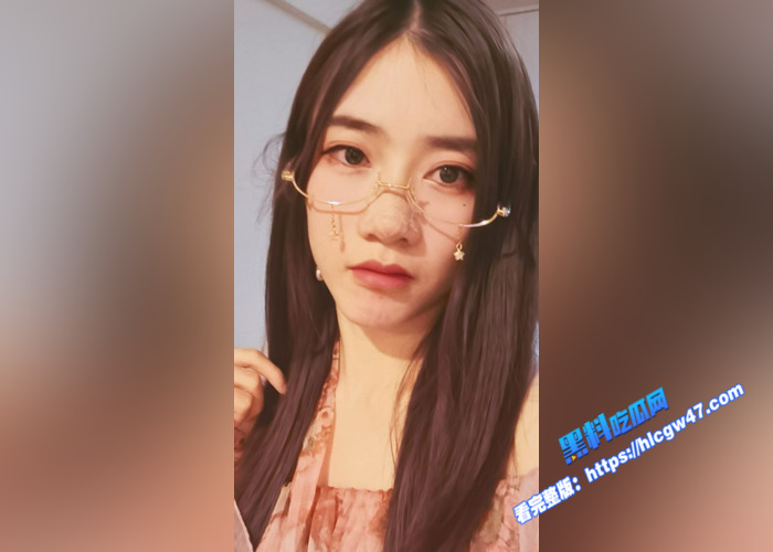 成都卖逼的机车网红 身材颜值都很nice 自拍发骚自慰视频勾引金主 骚的要命2 成都卖逼的机车网红 身材颜值都很nice 自拍发骚自慰视频勾引金主 骚的要命2