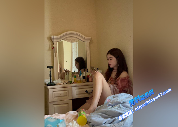成都卖逼的机车网红 身材颜值都很nice 自拍发骚自慰视频勾引金主 骚的要命30 成都卖逼的机车网红 身材颜值都很nice 自拍发骚自慰视频勾引金主 骚的要命30