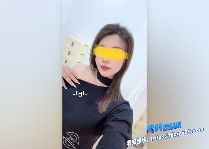 海角乱伦！趁着老婆不在家 直接推到高冷小姨子 一开始欲拒还迎 后面直接主动求欢 直接开凿！ 4WH700x500px