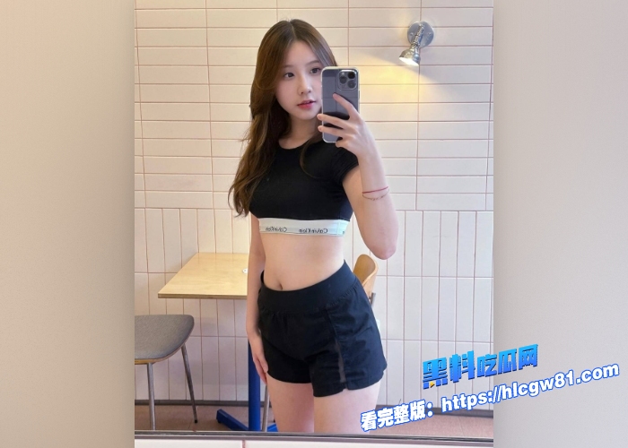 让老婆扮演名媛和朋友疯狂做爱二人车震酒店口暴全记录在对方不知道是我妻子的情况下3P11 让老婆扮演名媛和朋友疯狂做爱二人车震酒店口暴全记录在对方不知道是我妻子的情况下3P11