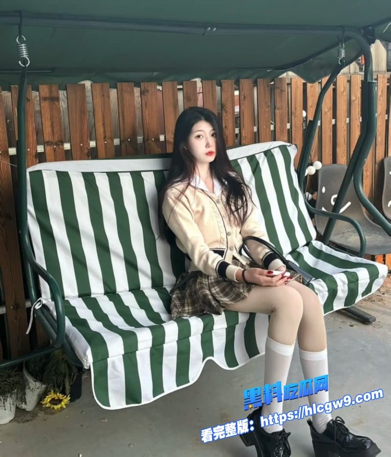 阳光学生妹与男友酒店开房全程露脸深喉口交被无套中出爆操 3 阳光学生妹与男友酒店开房全程露脸深喉口交被无套中出爆操 3