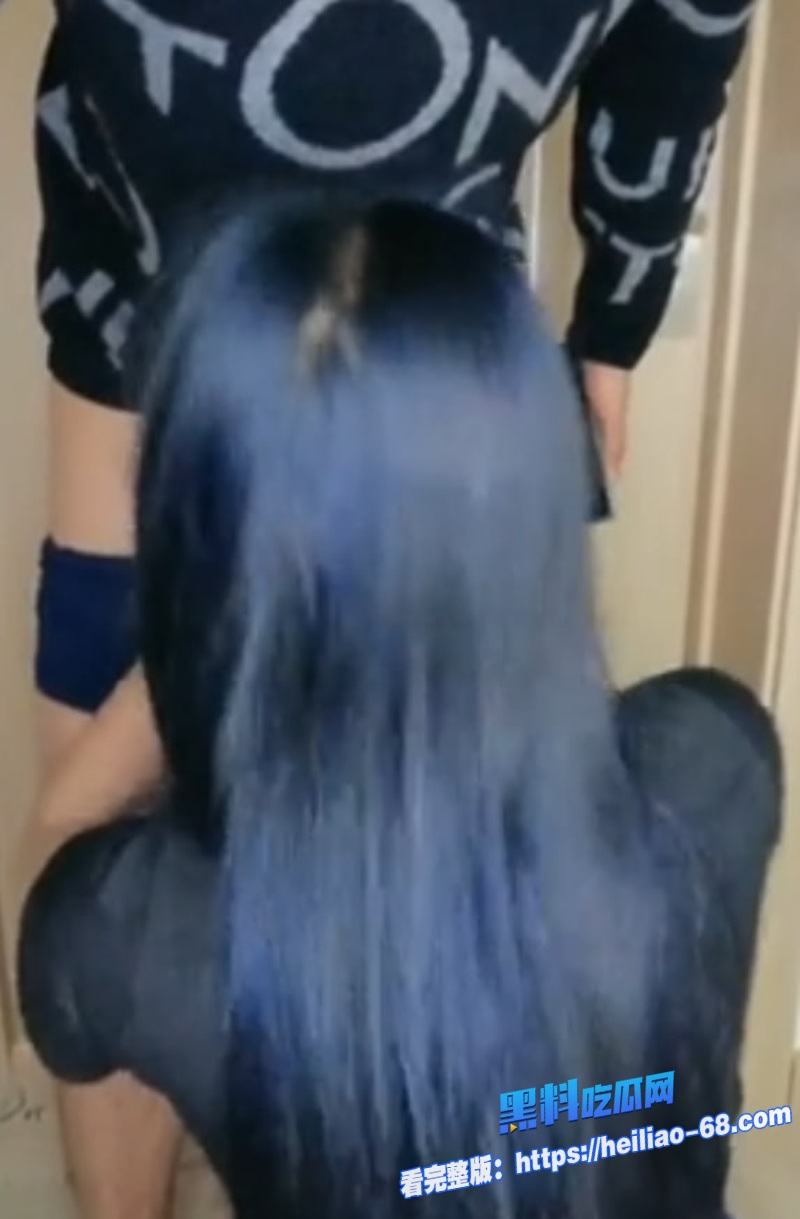 精虫上脑的姐夫趁老婆睡觉偷偷抱起小姨子狂干一夜太刺激了你敢看吗6
