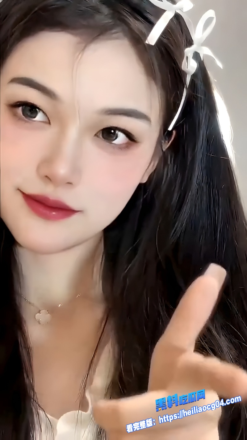 抖音网红小小白2