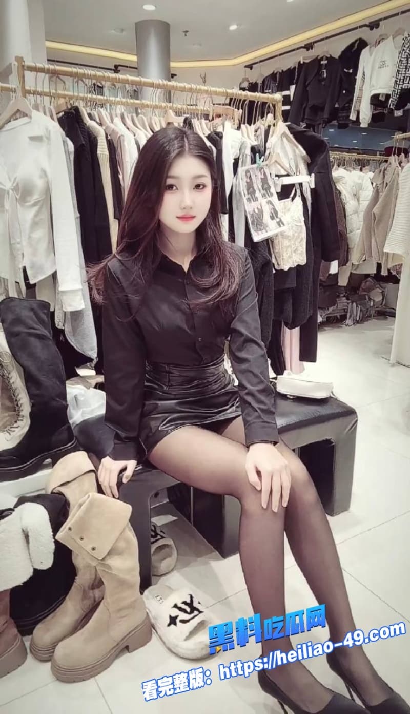 海角兄妹乱伦摩天轮上兄妹禁忌高空做爱视频流出惊魂刺激到腿软怕被发现还得憋着叫 1 海角兄妹乱伦摩天轮上兄妹禁忌高空做爱视频流出惊魂刺激到腿软怕被发现还得憋着叫 1