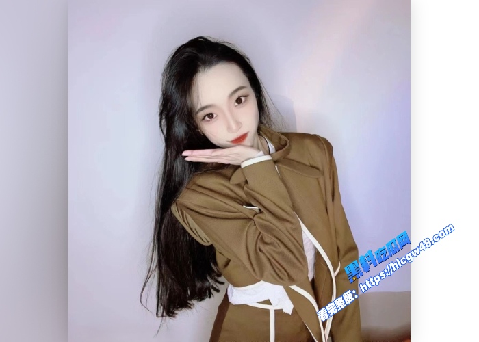 明星颜值气质学院派美女穿着各式情趣内衣和男友自拍性爱视频深喉口爆各种姿势爆操 图1WH700x500px 明星颜值气质学院派美女穿着各式情趣内衣和男友自拍性爱视频深喉口爆各种姿势爆操 图1WH700x500px