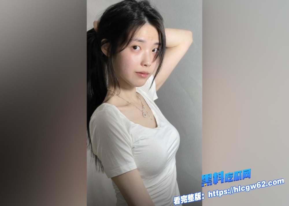 真实乱伦妹妹大半夜喝酒回家被亲哥埋怨妹妹顶嘴让哥哥别唠叨随后哥一气之下冲进卫生间把正在洗澡的妹妹强上了 4