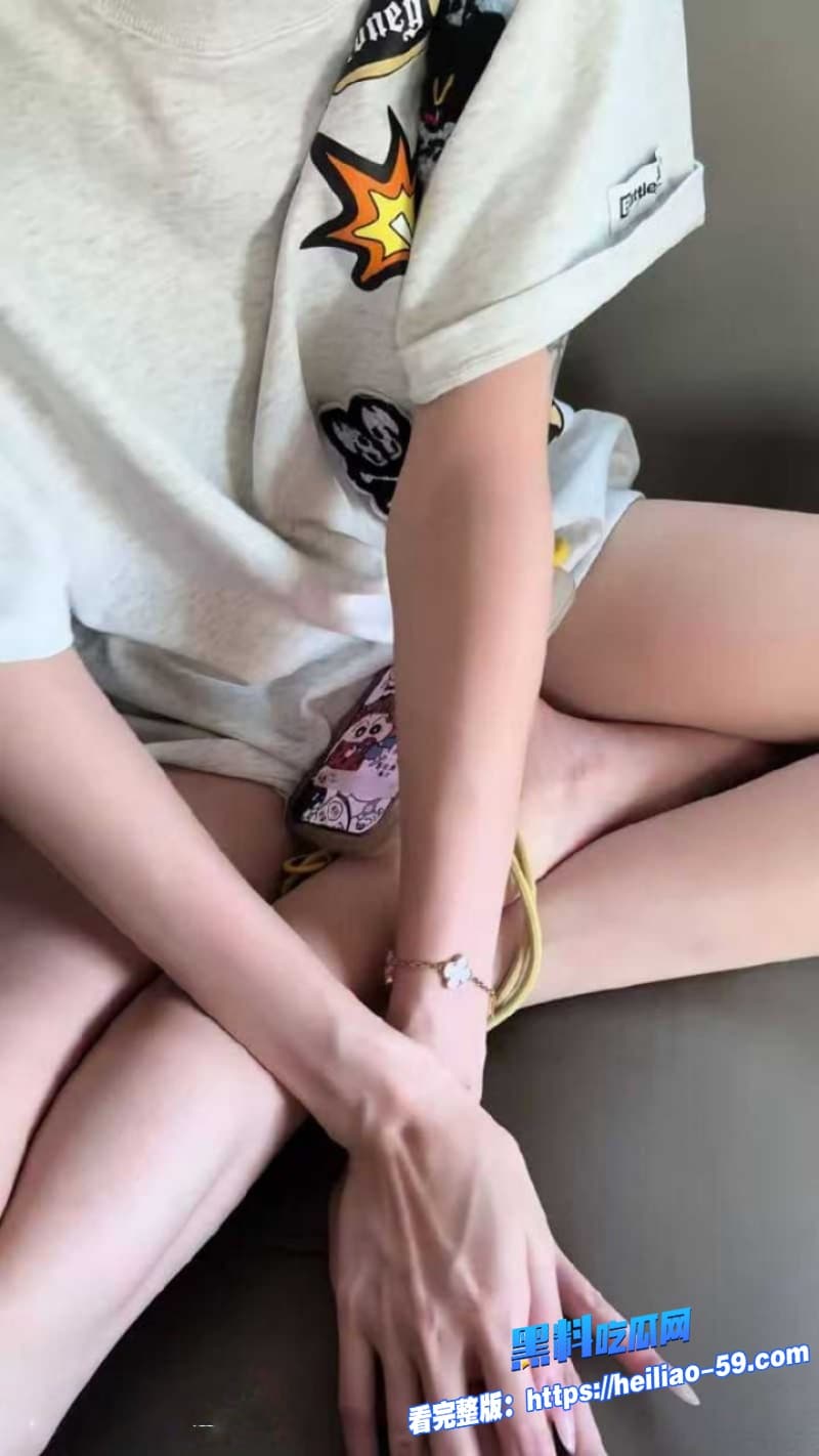 广东百万粉网红江好玩拜金捞女又当又立金主怒曝出轨操粉不雅视频疯传11 广东百万粉网红江好玩拜金捞女又当又立金主怒曝出轨操粉不雅视频疯传11