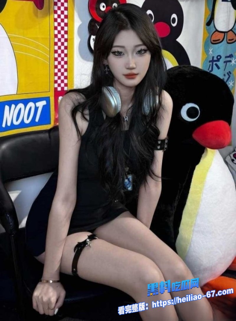 高冷优雅御姐吴语晗被调教成反差骚母狗2 高冷优雅御姐吴语晗被调教成反差骚母狗2
