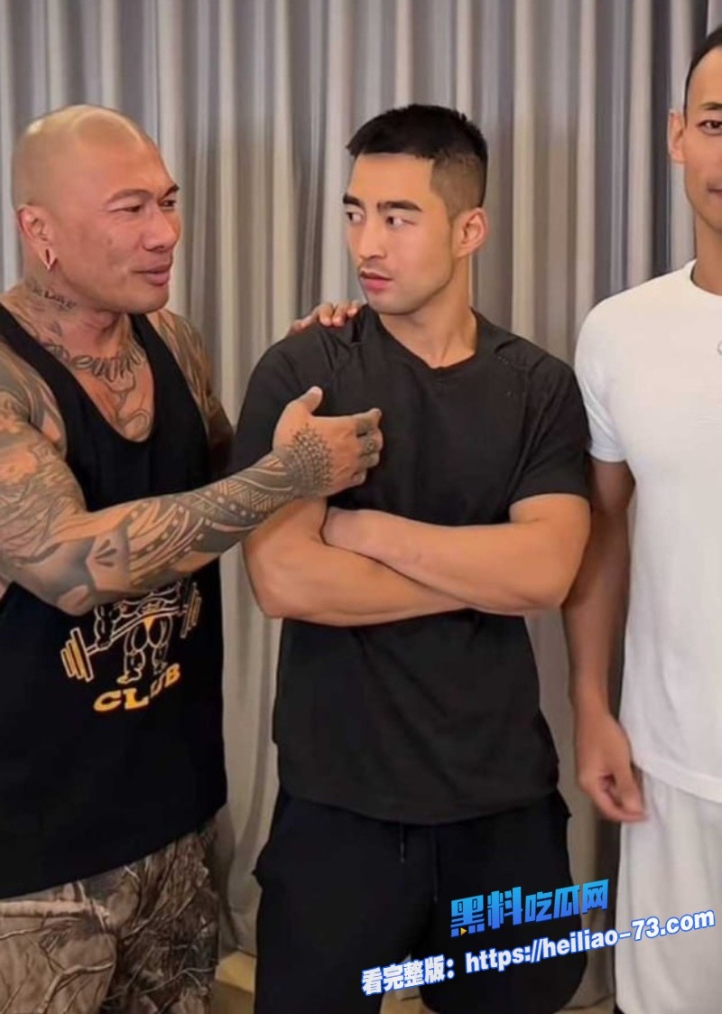 抖音猛男八哥泰国吸毒裸奔被抓直男肌肉网红竟是同志圈OnlyFans大网黄4