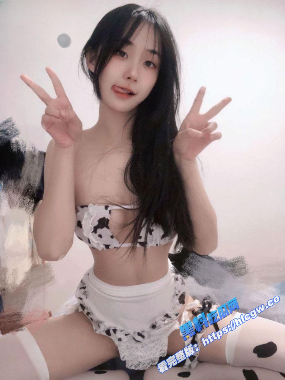 武汉大学校花 张琪宣 甜美的长相私下竟是淫荡母狗 各种姿势玩弄骚穴 大饱眼福！7