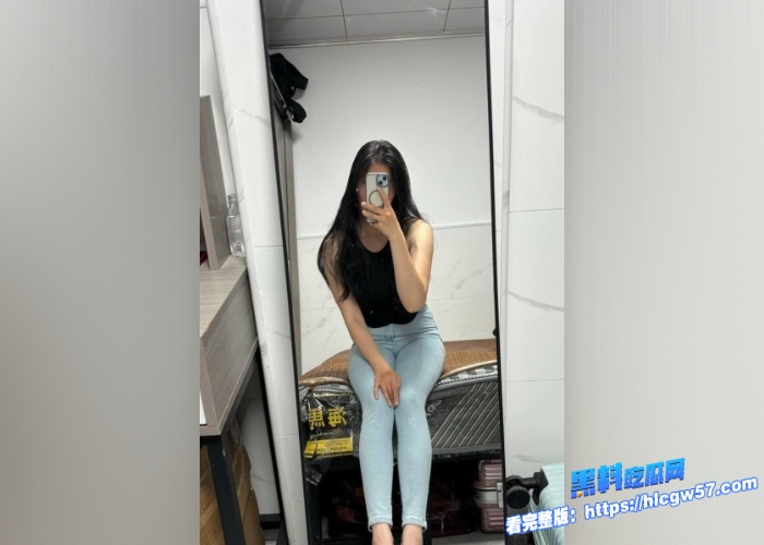 高颜值少妇 薇薇姐 与上司偷情 主动献身犒劳大肉棒 身穿制服卖弄风骚惨遭暴力打桩! 5WH700x500px 高颜值少妇 薇薇姐 与上司偷情 主动献身犒劳大肉棒 身穿制服卖弄风骚惨遭暴力打桩! 5WH700x500px