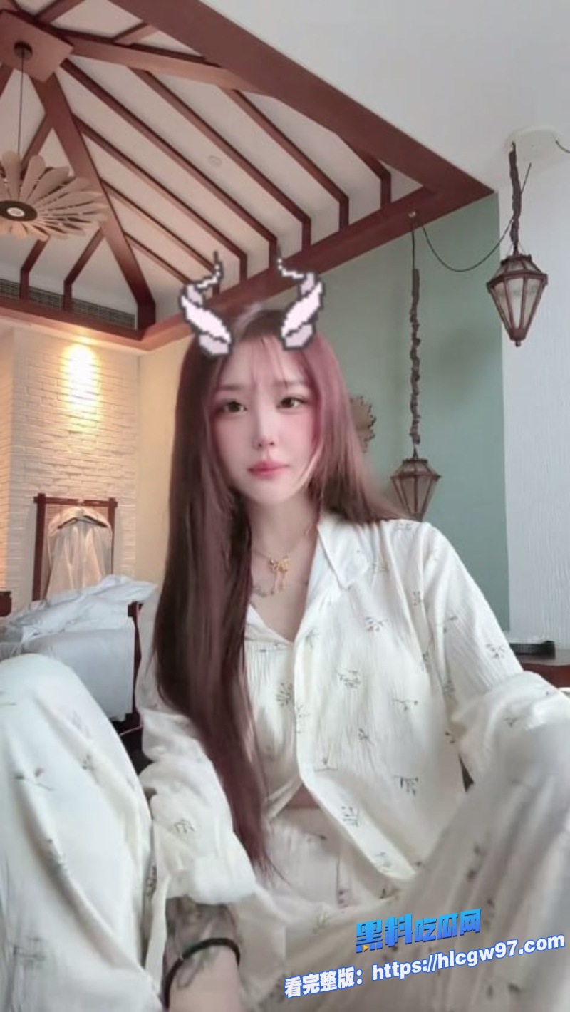 浙江温州高颜值精神小妹自慰啪啪视频流出 2