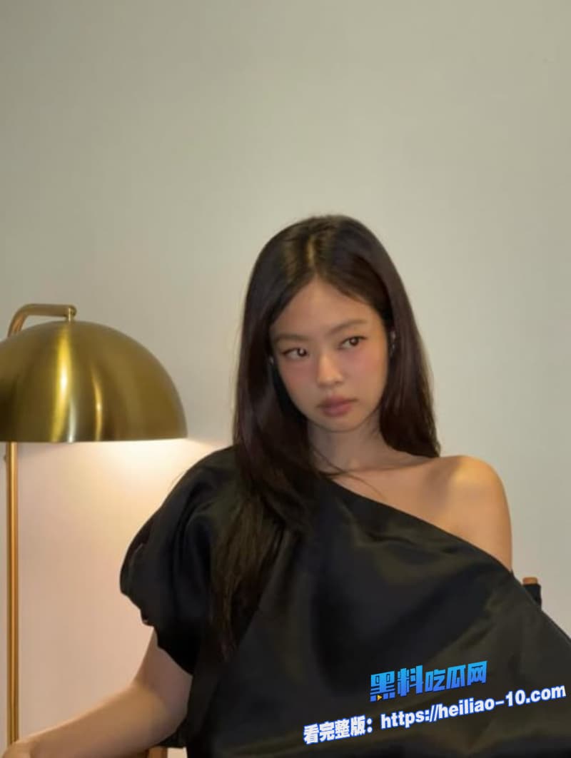 JVID台湾天然晃乳32G社长秘密情人Jenny 9