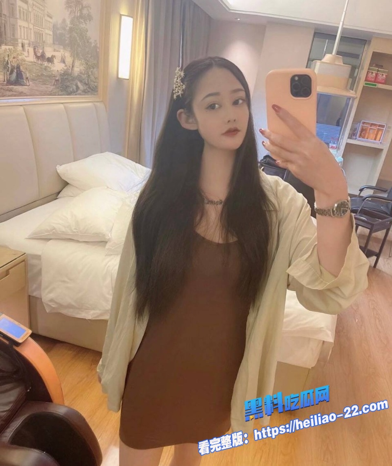 深夜派对邂逅成都纹身女DJ一顿热辣小龙虾晚餐点燃火转眼被拉进酒店开启狂野缠绵2 深夜派对邂逅成都纹身女DJ一顿热辣小龙虾晚餐点燃火转眼被拉进酒店开启狂野缠绵2