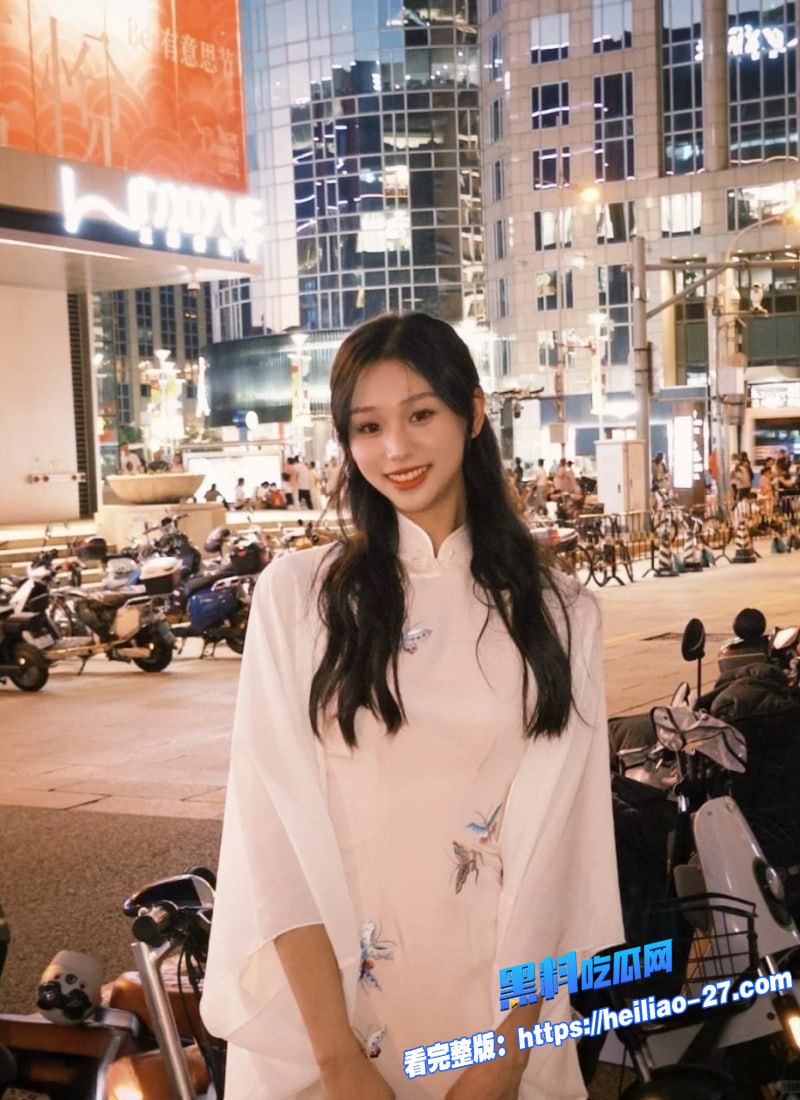 广西艺术学院舞蹈系校花文惠庭极度缺爱网恋奔现被渣男花言巧语哄骗3 广西艺术学院舞蹈系校花文惠庭极度缺爱网恋奔现被渣男花言巧语哄骗3