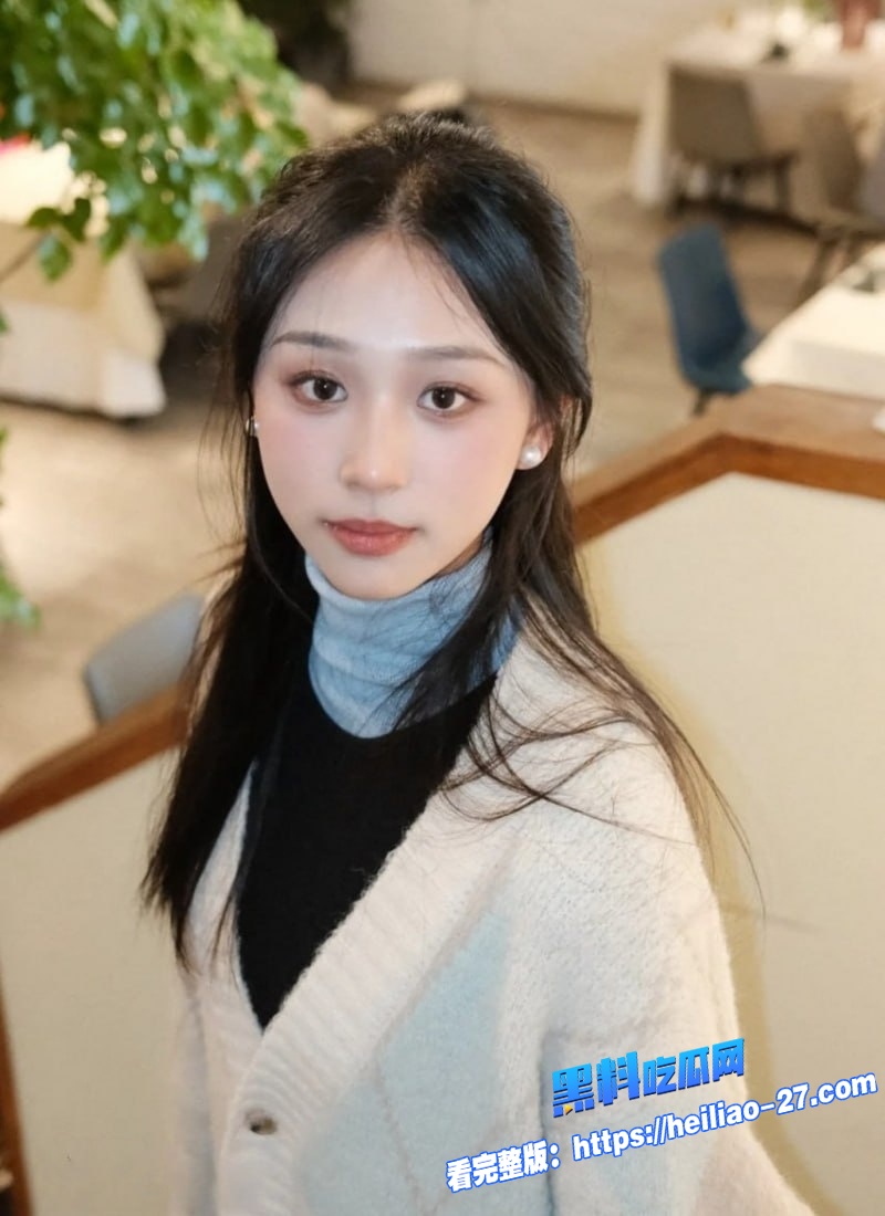 广西艺术学院舞蹈系校花文惠庭极度缺爱网恋奔现被渣男花言巧语哄骗4 广西艺术学院舞蹈系校花文惠庭极度缺爱网恋奔现被渣男花言巧语哄骗4
