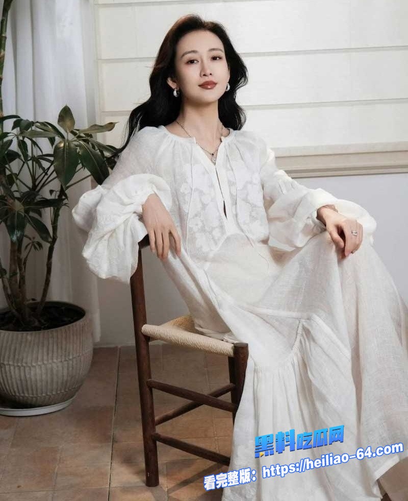 内娱女星王鸥单身宣言炸锅何九华五年姐弟恋崩盘7