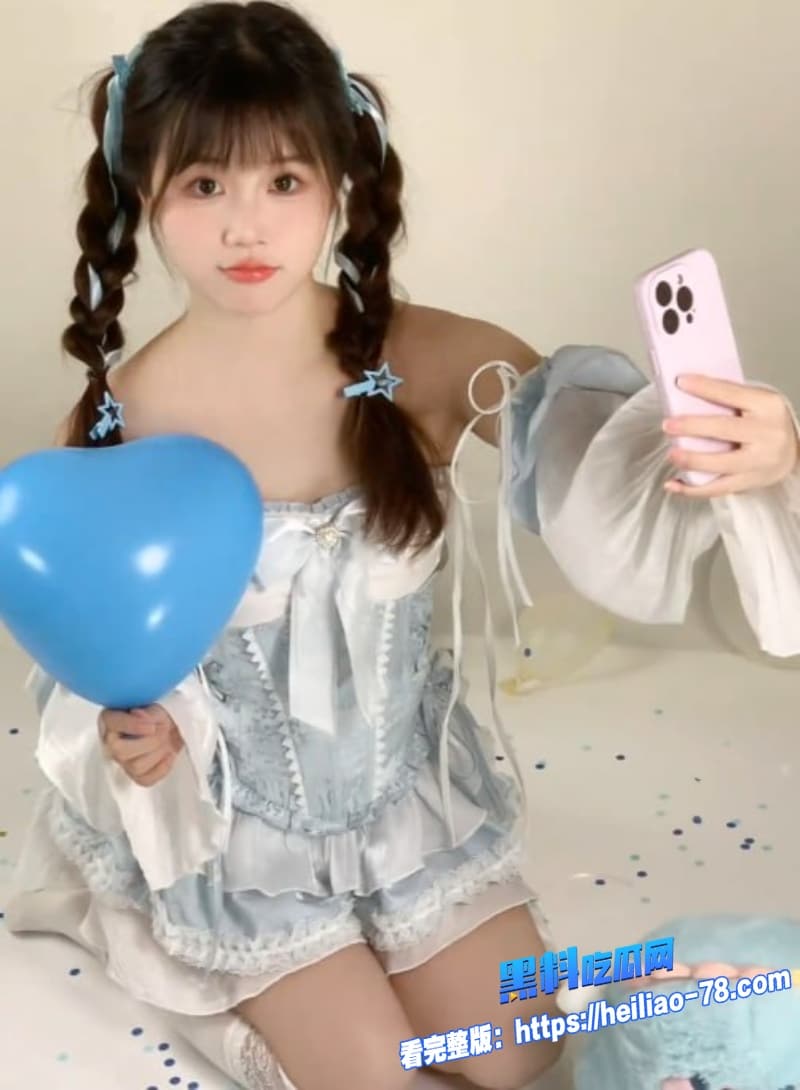 03年卫校极品学生妹性爱视频流出全程露脸狂舔巨屌随后遭金主各种姿势疯狂抽插6