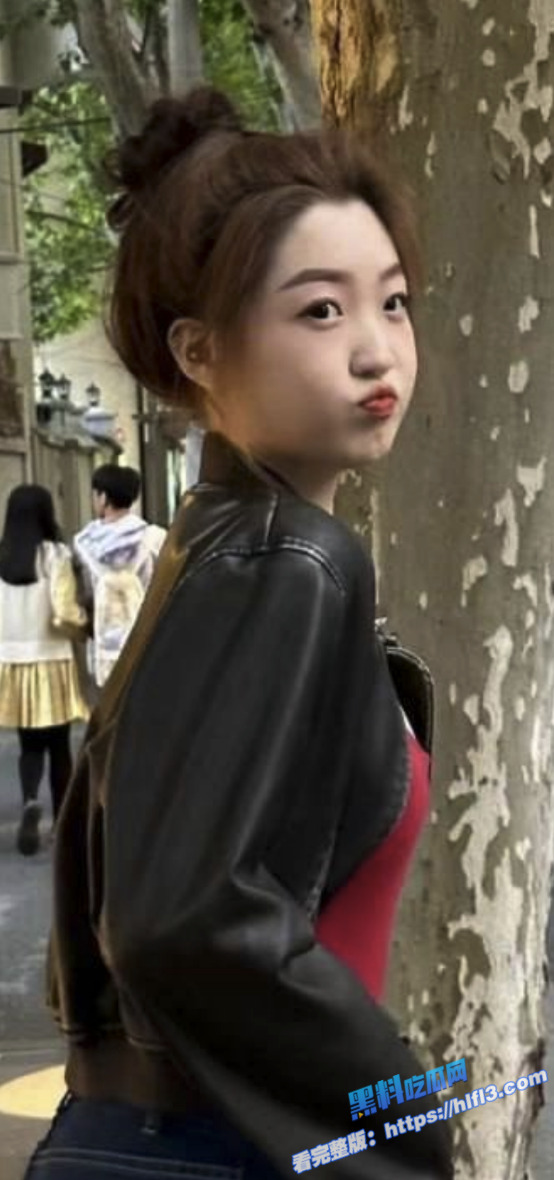 排球少女 樊沅欣 被金主带去旅游 任由金主肆意玩弄  撅起屁股被金主后入爆操！1