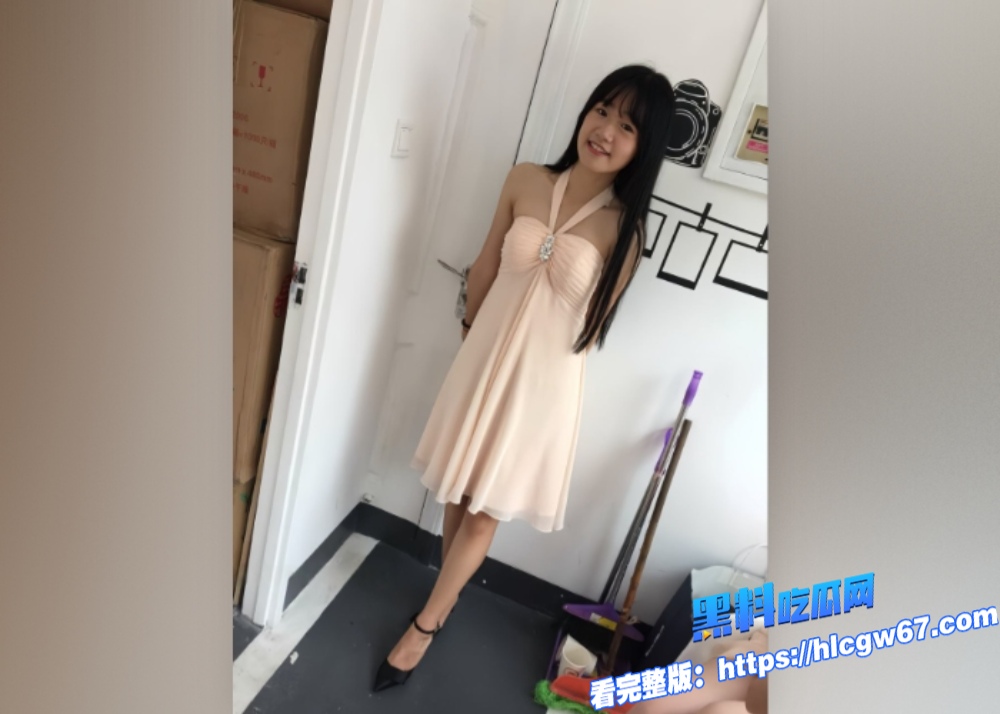 长沙理工大学 蒋鑫 与男友性爱视频泄密!长相清纯想不到在床上这么骚?情趣黑丝丁字裤足交大屌 迫不及待等腹肌男友大屌插入图8 长沙理工大学 蒋鑫 与男友性爱视频泄密!长相清纯想不到在床上这么骚?情趣黑丝丁字裤足交大屌 迫不及待等腹肌男友大屌插入图8