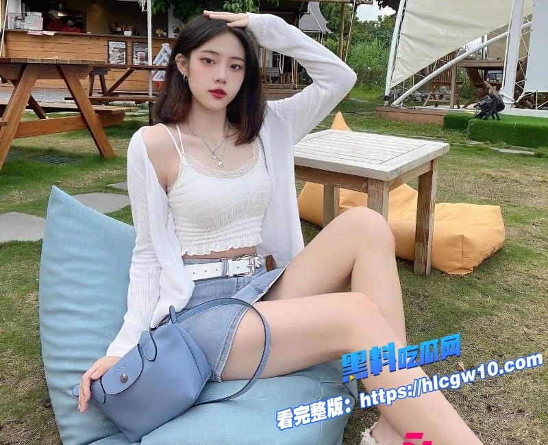 山东校花美女黄薇薇给男友拍自慰视频曝光清纯大学生反差拉满宿舍M字开腿粉嫩小穴手指狂扣3 山东校花美女黄薇薇给男友拍自慰视频曝光清纯大学生反差拉满宿舍M字开腿粉嫩小穴手指狂扣3