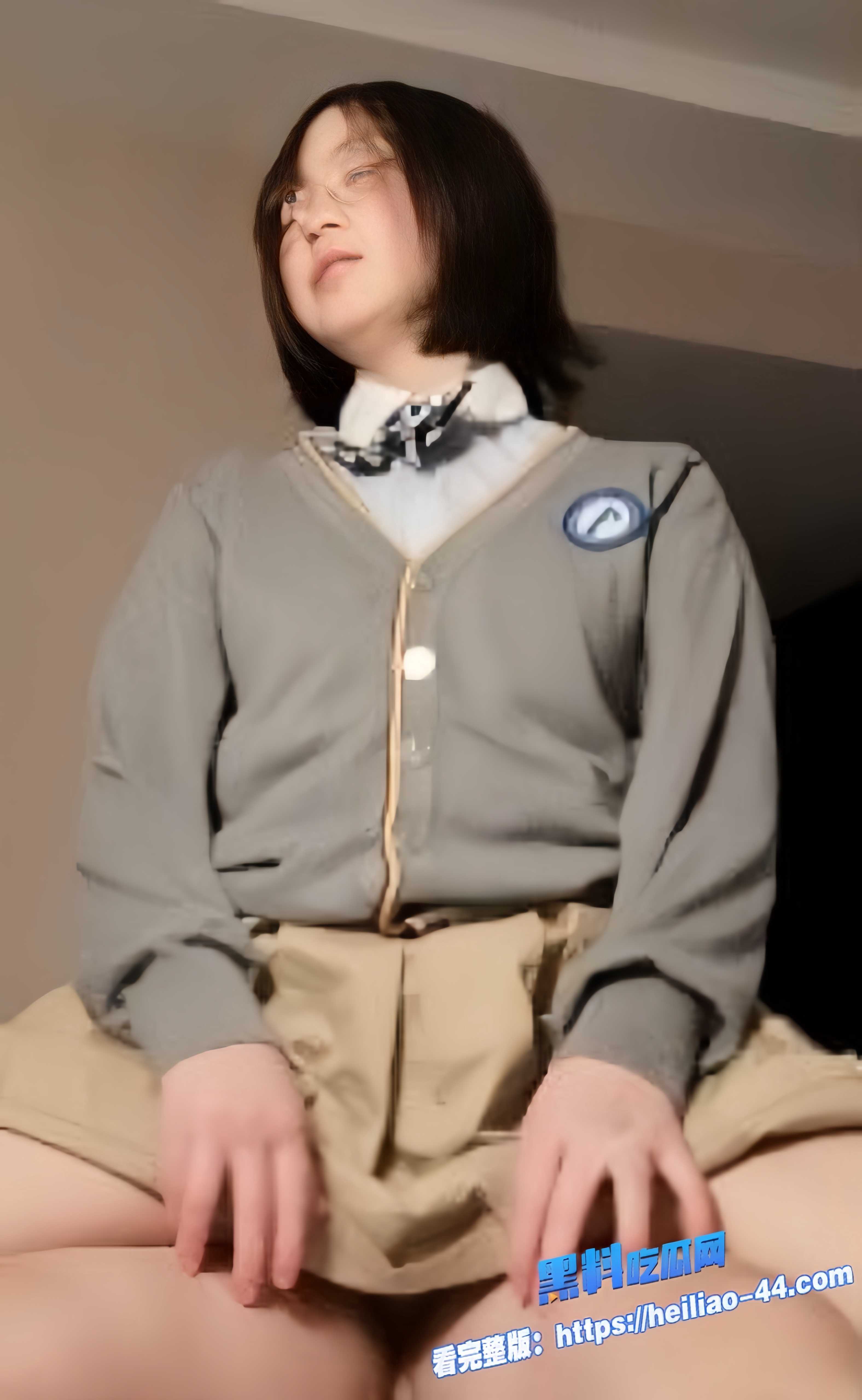 河南实验中学极品高颜值清纯美少女柯晗星与男友偷尝禁果视频流出7 河南实验中学极品高颜值清纯美少女柯晗星与男友偷尝禁果视频流出7