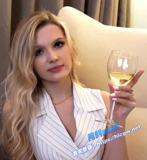 俄罗斯美女MissEllieMoore自拍