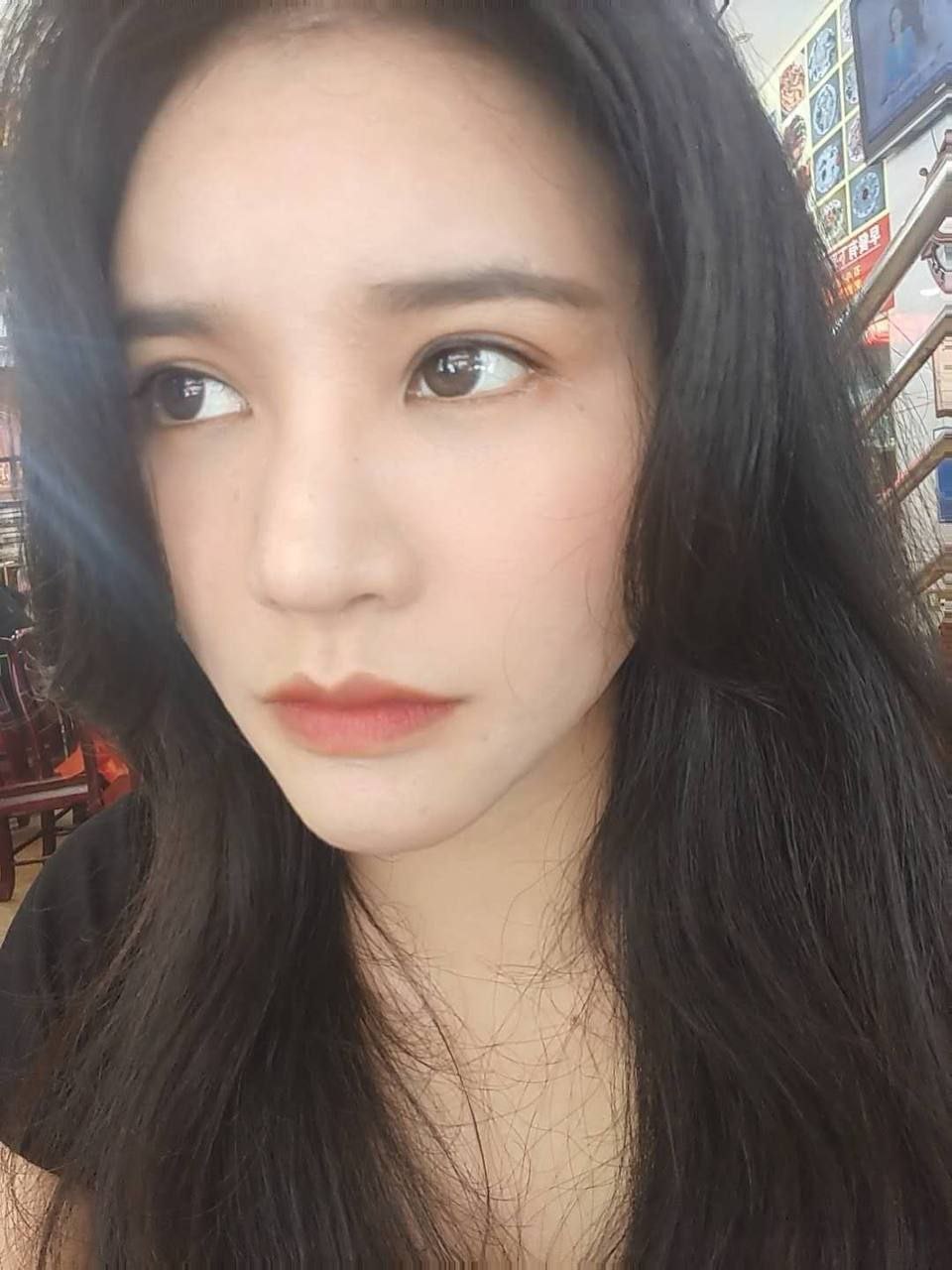 抖音同城约炮骚逼女销售 苏美娜 反差小母狗一个 赤裸出境 那表情真销魂！图1