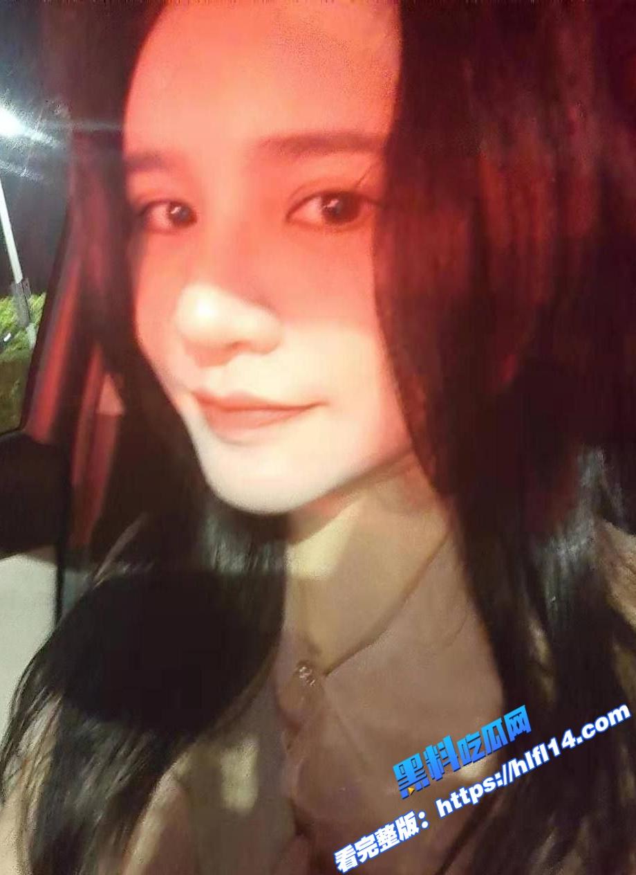 抖音同城约炮骚逼女销售 苏美娜 反差小母狗一个 赤裸出境 那表情真销魂！图6