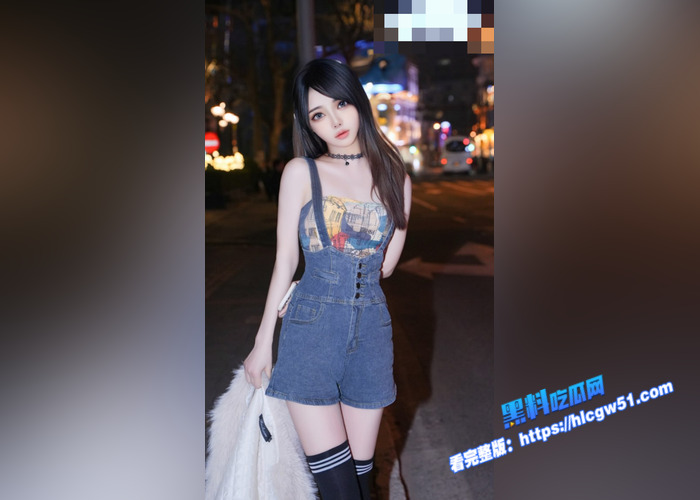 秀人网模特 林月月 第三套最新大尺度写真 摄影师忍不住干了一炮 三点粉嫩小穴非常紧致 强烈推荐8 秀人网模特 林月月 第三套最新大尺度写真 摄影师忍不住干了一炮 三点粉嫩小穴非常紧致 强烈推荐8