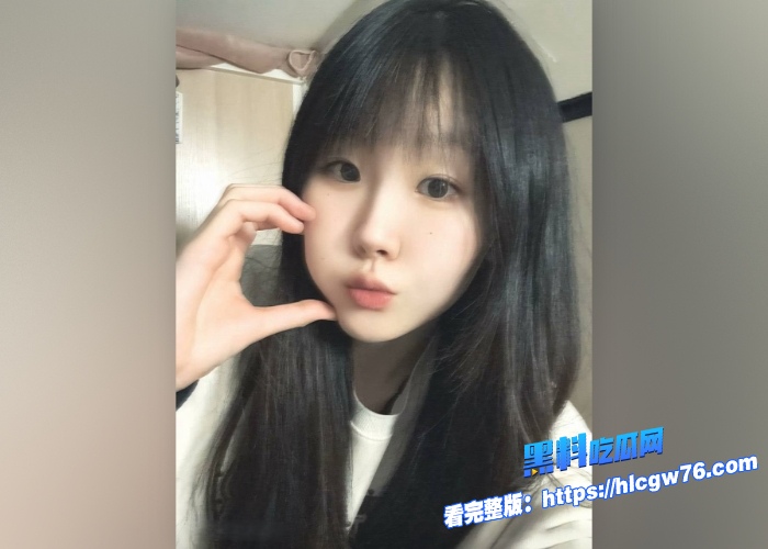 浙江湖州师范学院王欣桐表面清纯私下风骚主动献身网恋男友被其炫耀泄密私拍 图1 浙江湖州师范学院王欣桐表面清纯私下风骚主动献身网恋男友被其炫耀泄密私拍 图1