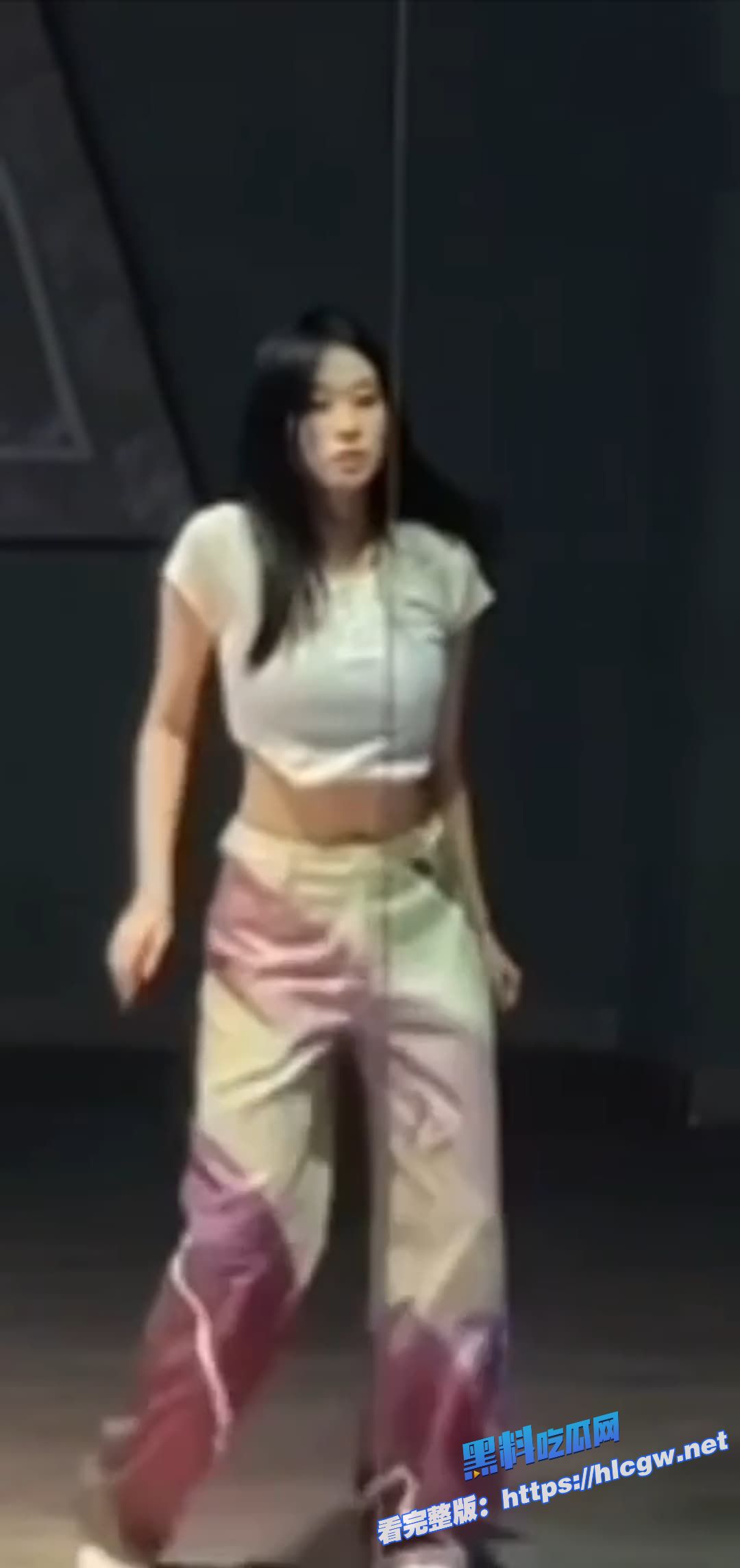 贵州骚逼母狗苗苗