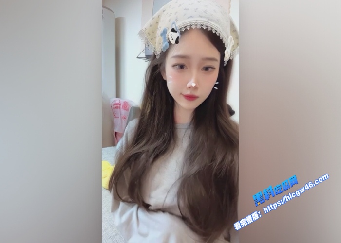 抖音高颜值小网红脸穴同框自慰骚穴小表情勾人销魂高潮迭起淫液乱流 图3WH700x500px 抖音高颜值小网红脸穴同框自慰骚穴小表情勾人销魂高潮迭起淫液乱流 图3WH700x500px