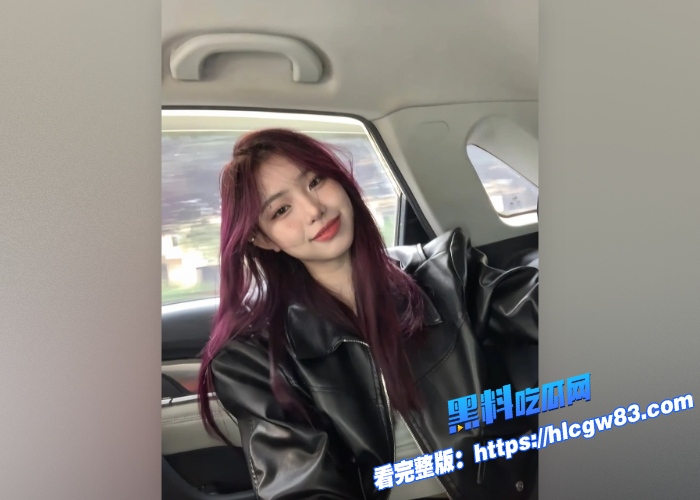 推特福利姬性感豹纹黑丝美腿极品美逼插入模具假脚骚穴被塞得满满妹子身体不断抽搐淫水外泄图 8