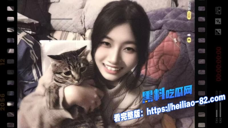 海角社区25岁长腿白虎萝莉女儿丽丽喊爸爸老公房间里乖乖打飞机又口交最后射满女儿奶子4 海角社区25岁长腿白虎萝莉女儿丽丽喊爸爸老公房间里乖乖打飞机又口交最后射满女儿奶子4