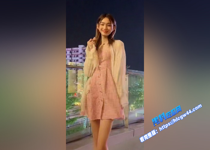 性感人妻少妇 风情万种先以口交挑逗到极致 唇舌缠绕让人欲罢不能 随后迎合狂野后入呻吟销魂14