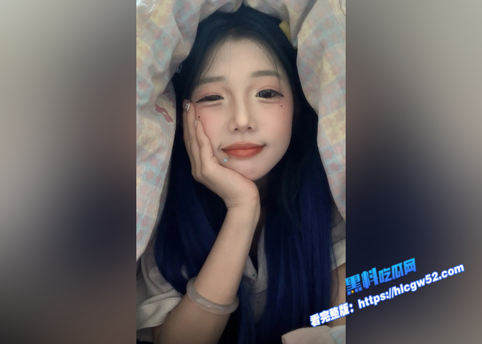 抖音反差网红 小研my 被扒私下竟然是推特福利姬 金主定制视频曝光 清楚的面容私下如此淫荡 反差感十足9