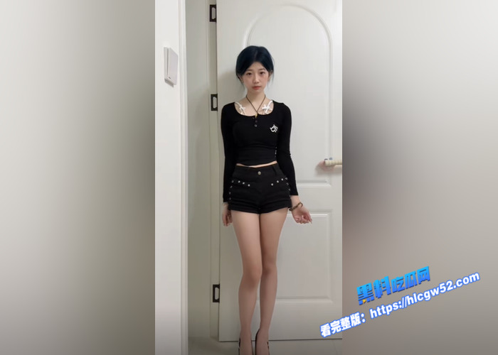 抖音反差网红 小研my 被扒私下竟然是推特福利姬 金主定制视频曝光 清楚的面容私下如此淫荡 反差感十足12