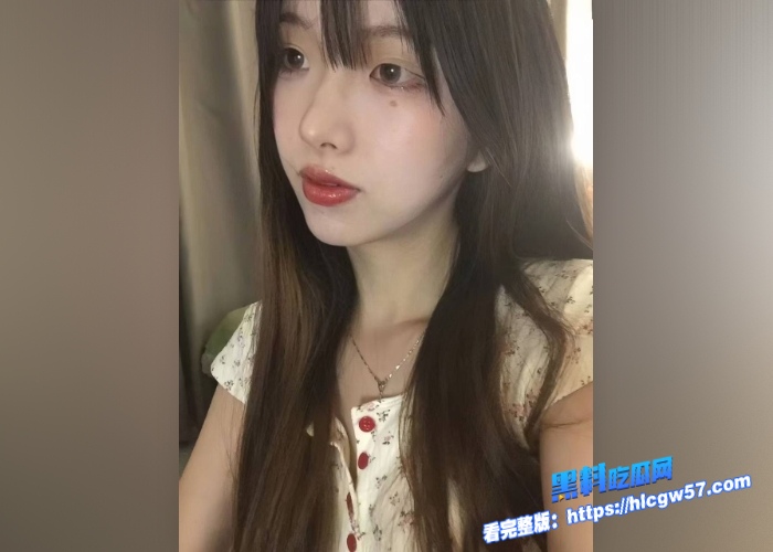 极品美女福利姬高颜值小萝莉,白嫩护士女仆装私拍流出。清纯外表下藏骚气 7 极品美女福利姬高颜值小萝莉,白嫩护士女仆装私拍流出。清纯外表下藏骚气 7