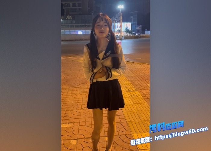 西萌工作室小泪高颜值美少女深夜街头露出撩起JK短裙露出屁股蛋小穴傲人双峰美腿撩人心弦 图2 西萌工作室小泪高颜值美少女深夜街头露出撩起JK短裙露出屁股蛋小穴傲人双峰美腿撩人心弦 图2