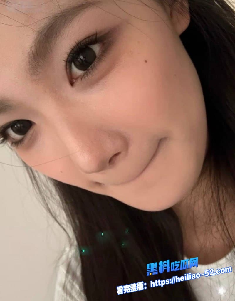 山东菏泽单县张集新年大瓜原配站车顶堵小三曝光渣男包养生私生子现场视频流出 13 山东菏泽单县张集新年大瓜原配站车顶堵小三曝光渣男包养生私生子现场视频流出 13