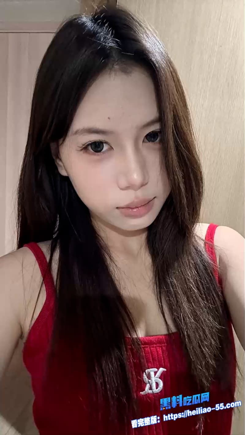 高颜值女神私拍视频曝光穿黑丝帮男友深喉口交后直接大屌插入这口技真的绝了12